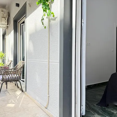 P&p Boutique Apartment Athens